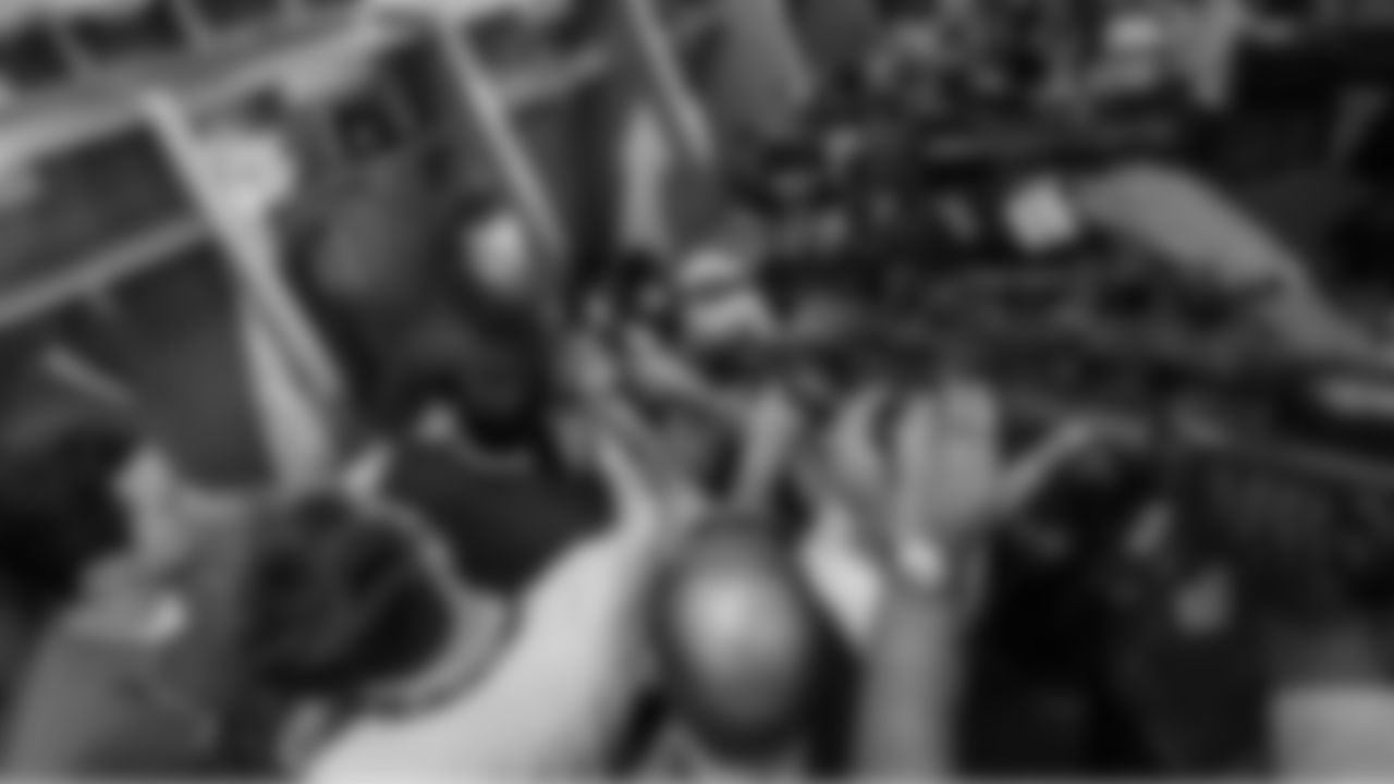 040-092814_JAXvsSD_MN_696