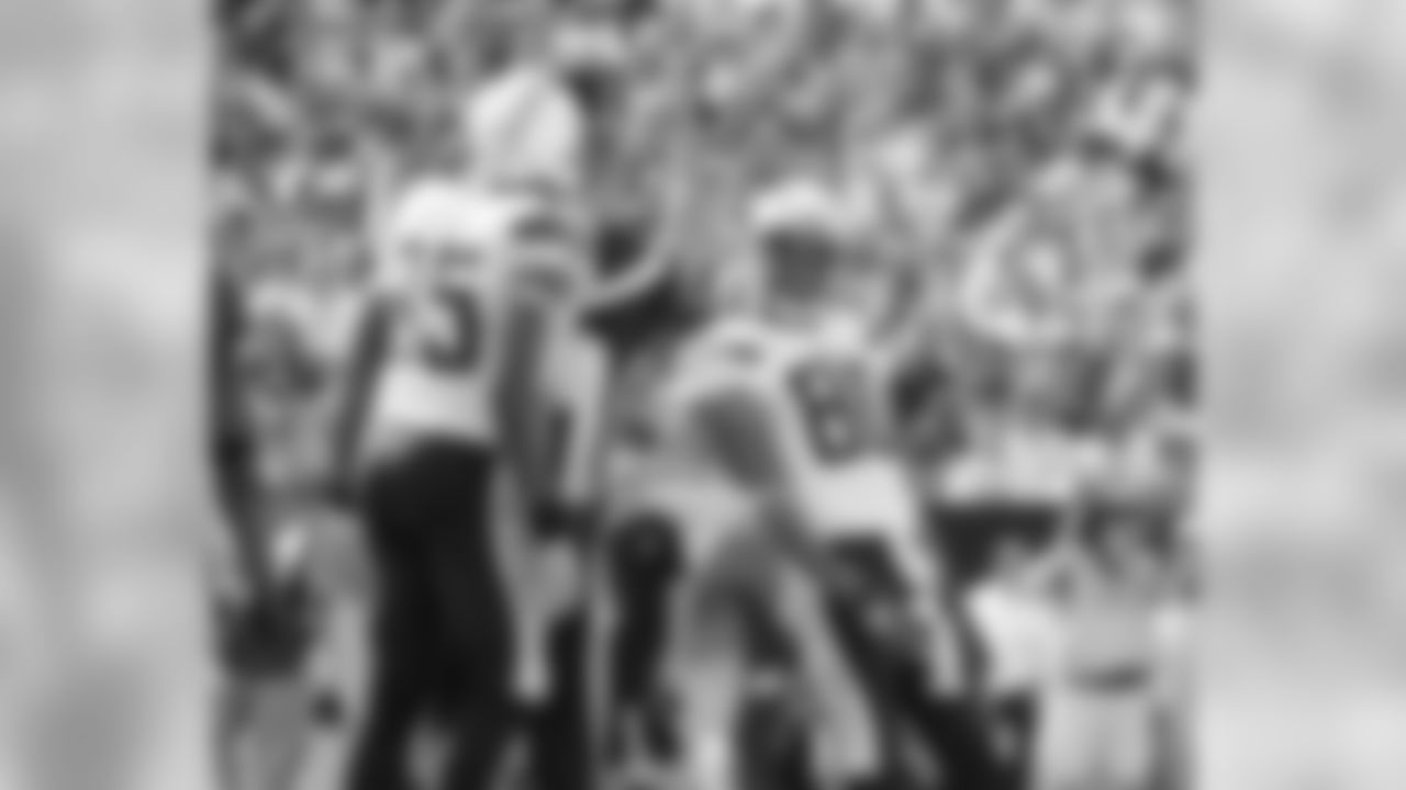 The Bolts got out to a quick start, but one bad decision in the fourth quarter ended up turning the tide against the Chargers as they fell 34-24 at Raymond James Stadium on Sunday, November 11, 2012.