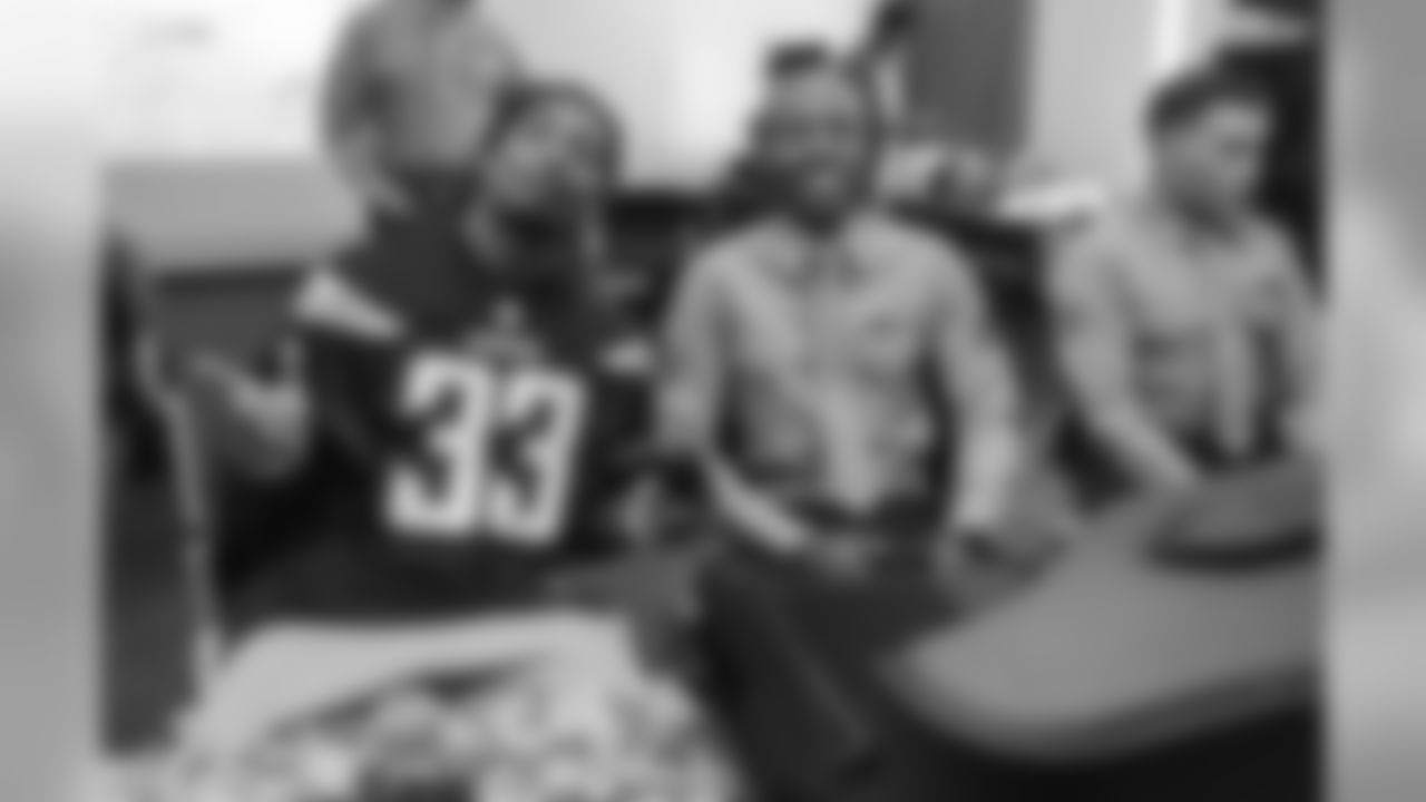 111717_pros_vs_joes_021.jpg
