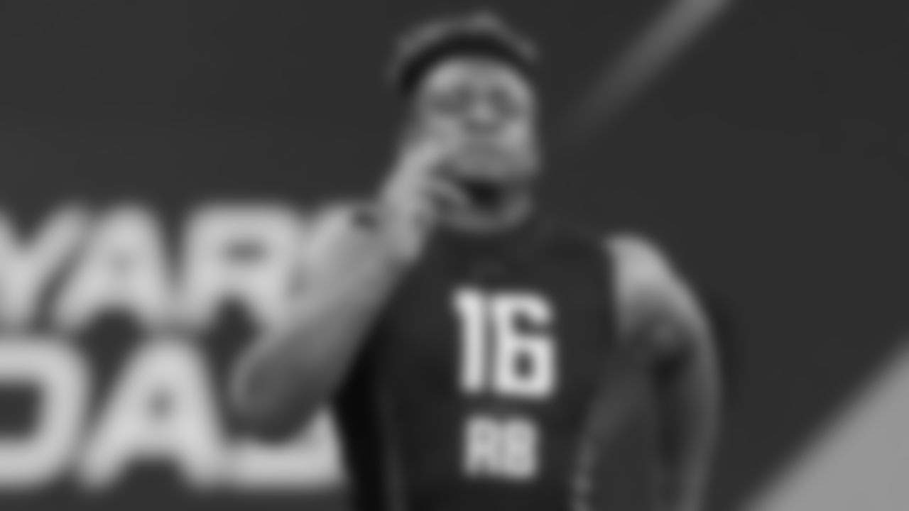 Justin Jackson runs the 40-yard dash at the NFL Scouting Combine.