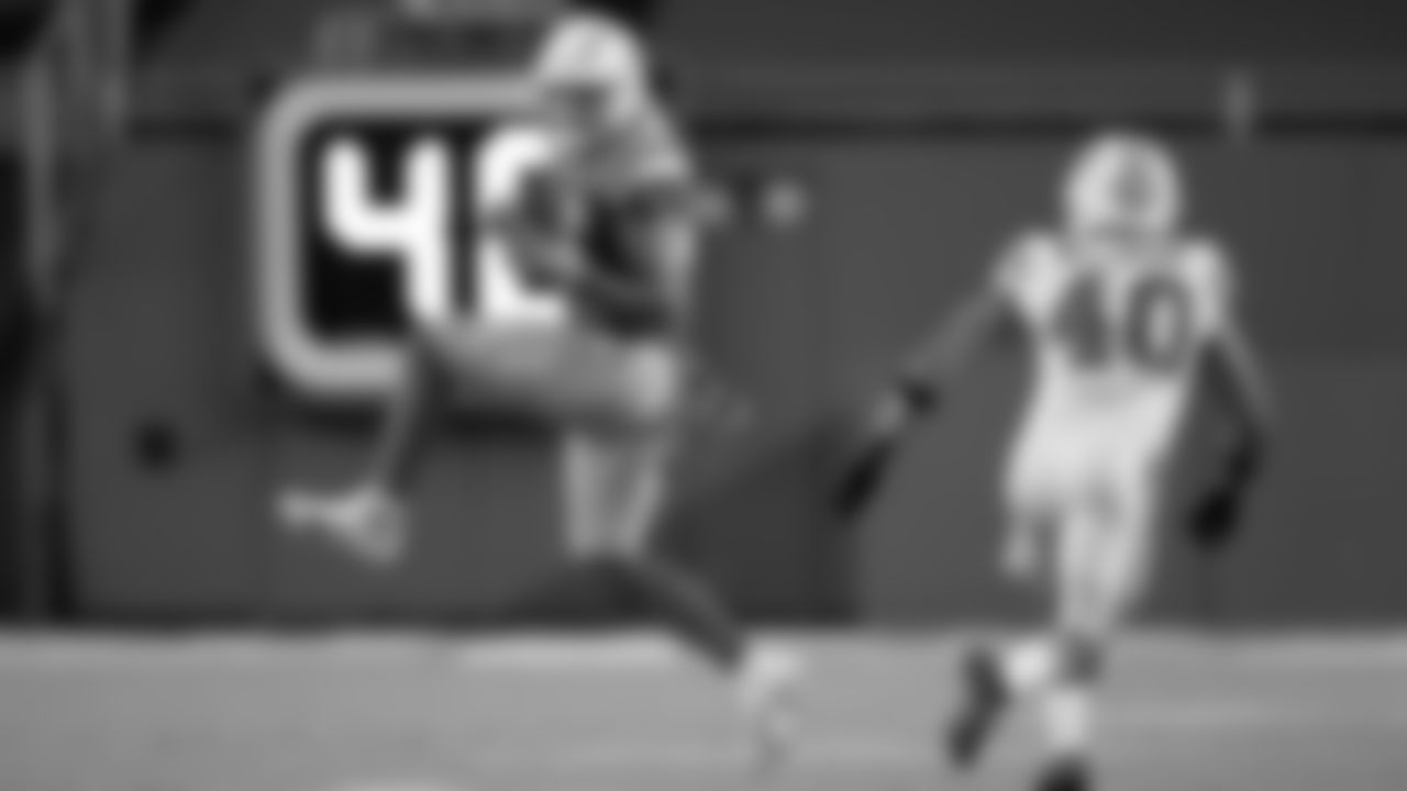 TopShots20_Catches_040