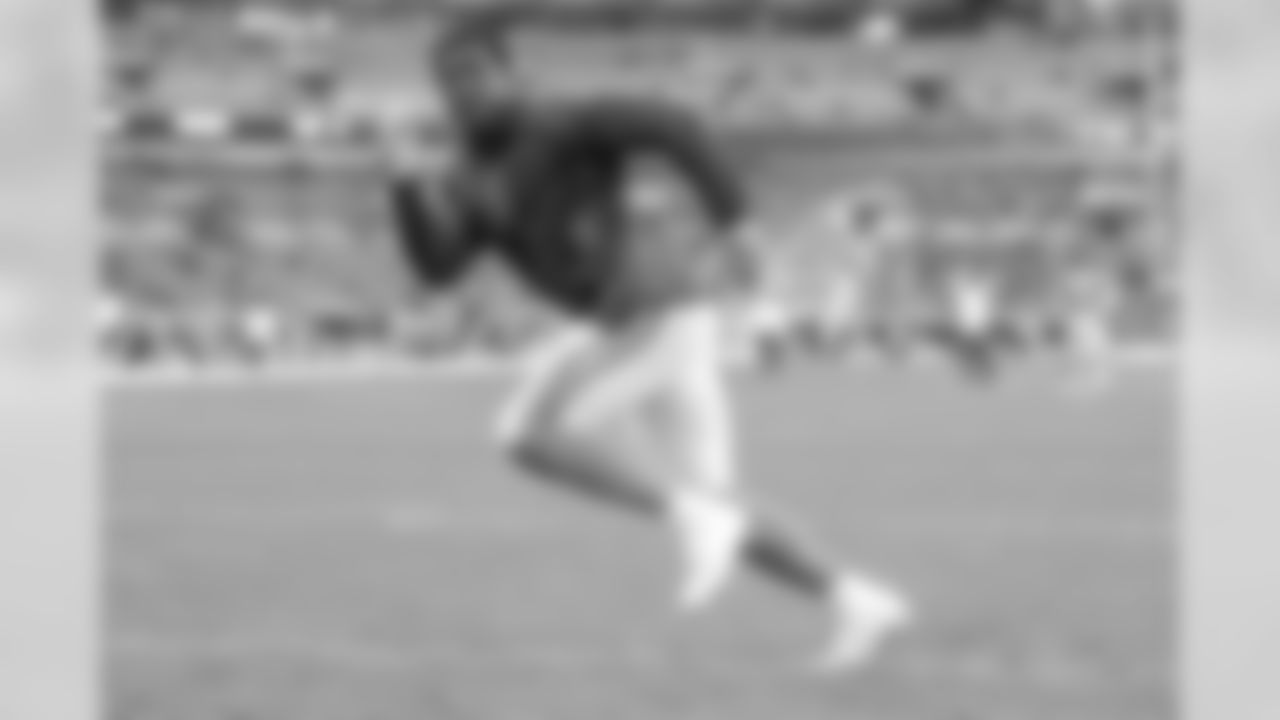 Jatavis Brown warms up at Wembley Stadium in London before the Week 7 matchup against the Tennessee Titans.