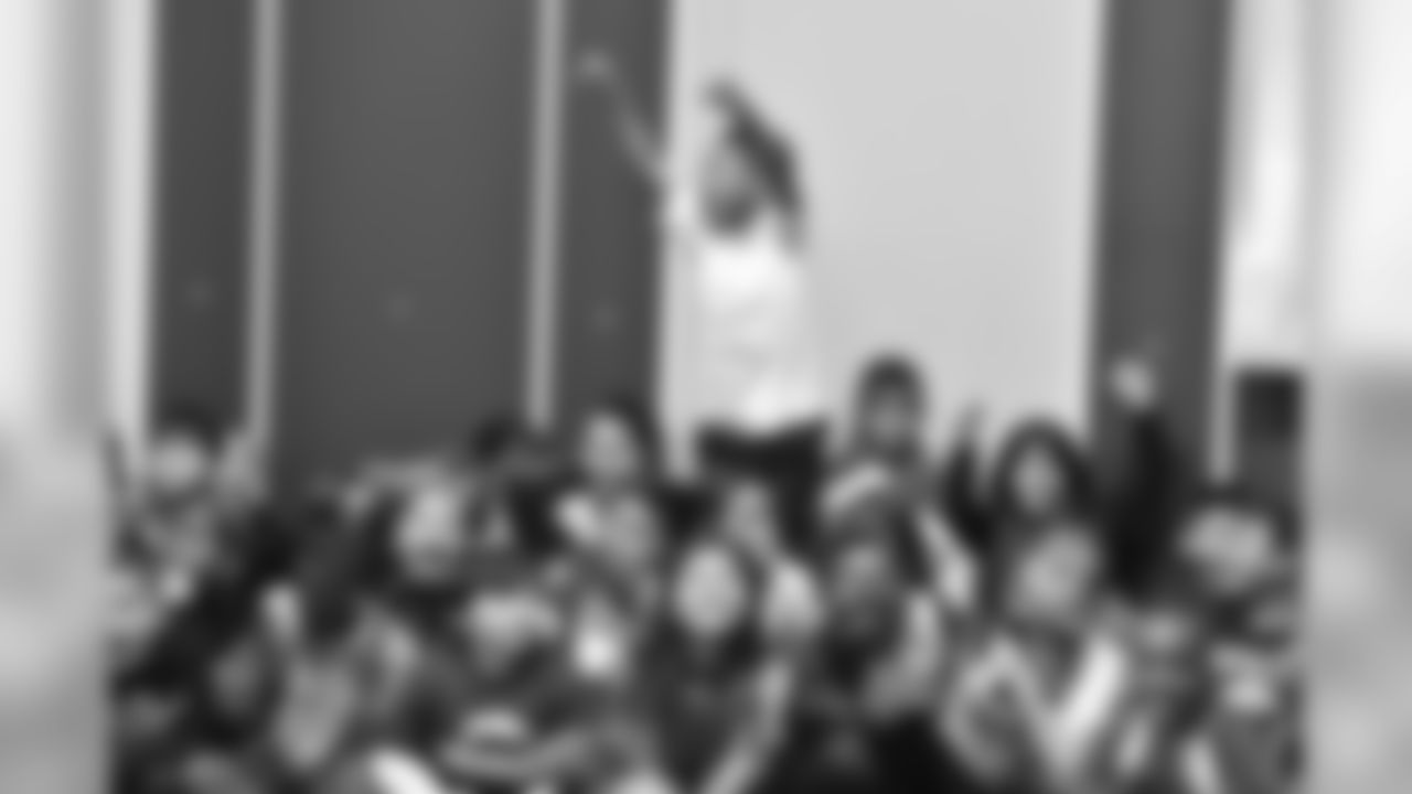 120517_bikegiveaway_131_0.jpg