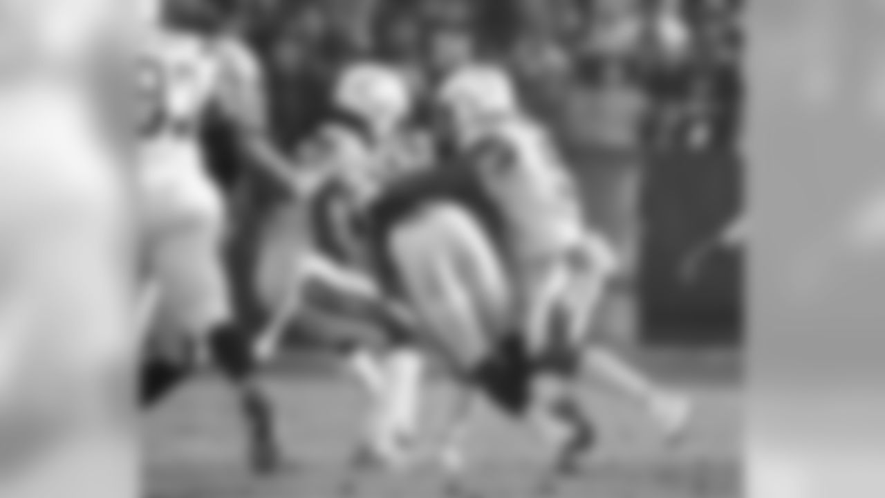 Los Angeles Chargers vs Oakland Raiders at Oakland Alameda Coliseum on Sunday, November 11, 2018 in Oakland, CA. Final score: LAC 20 - OAK 6
