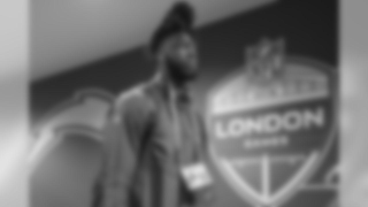 Mike Williams arrives at Wembley Stadium in London before the Week 7 matchup against the Tennessee Titans.