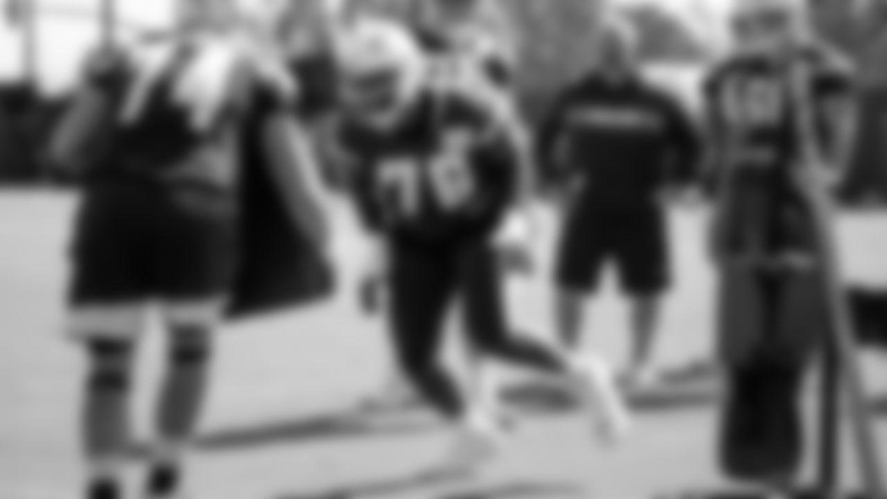 1017_CME_069-22