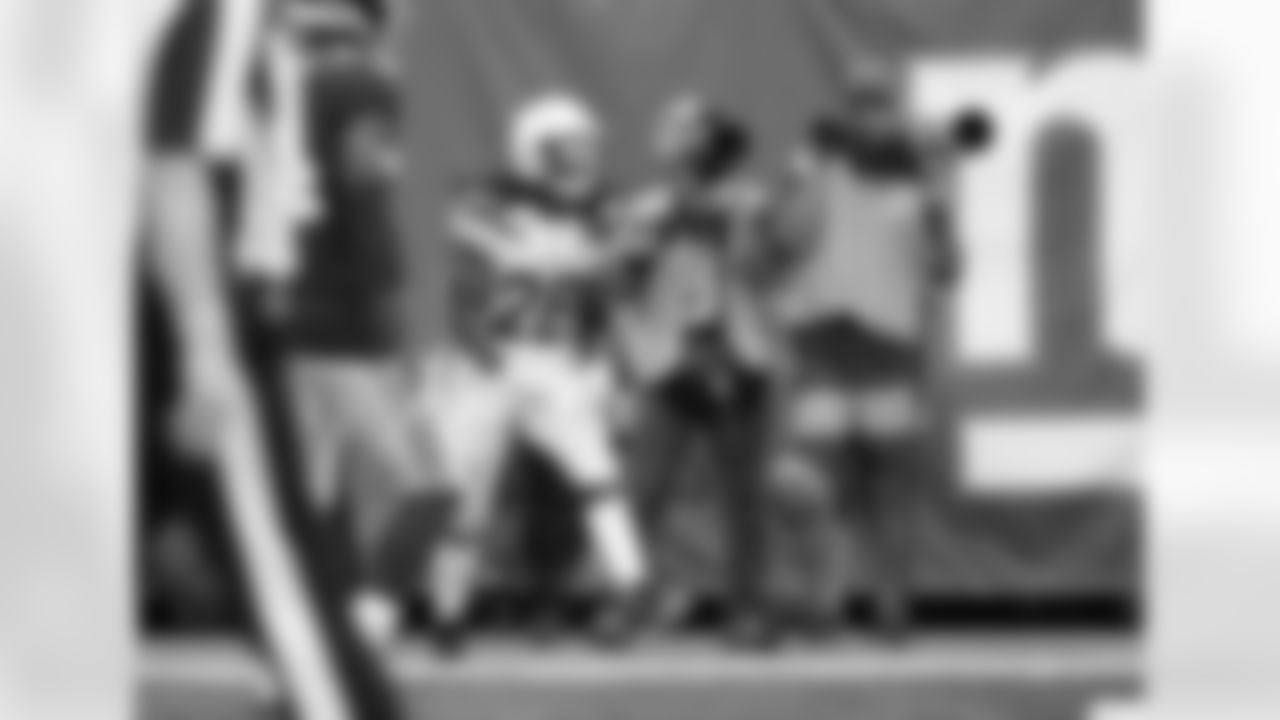 100817_lacvsnyg_452_1.jpg