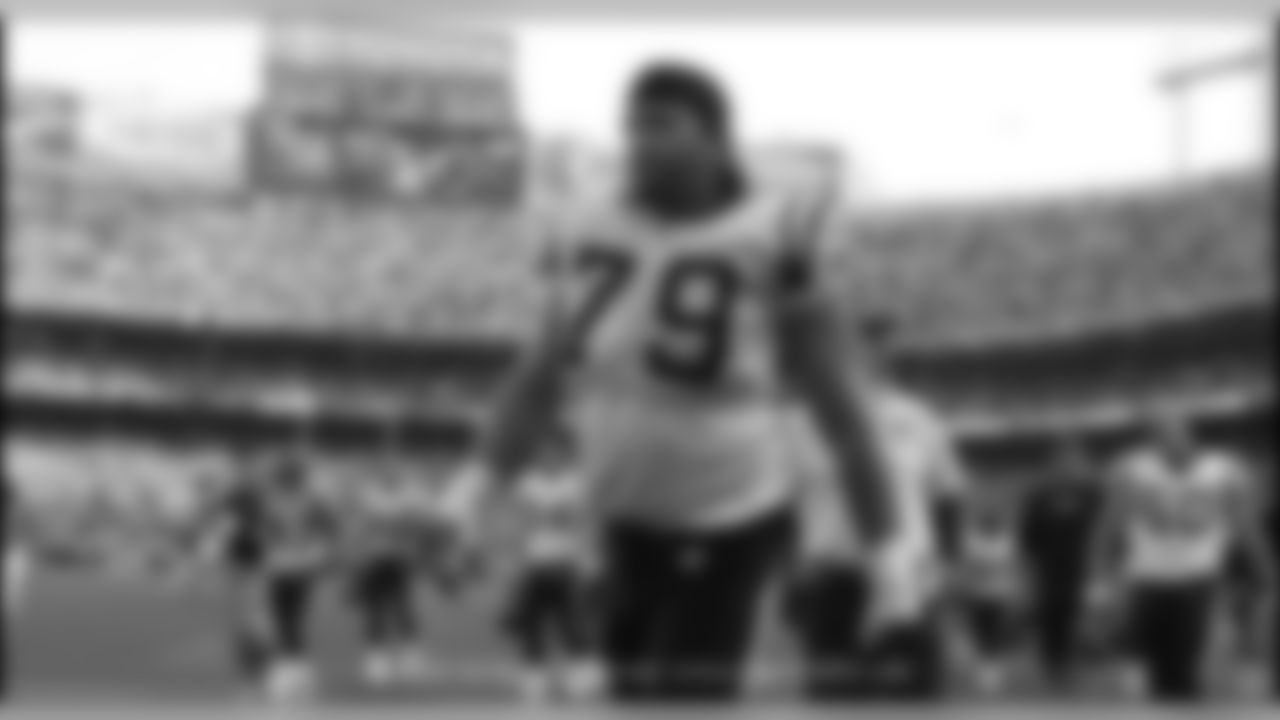 A last minute stand at the Meadowlands gave the Chargers their fifth win of the season. The Bolts stopped New York four times inside their own 10-yard line to preserve a 31-26 victory.