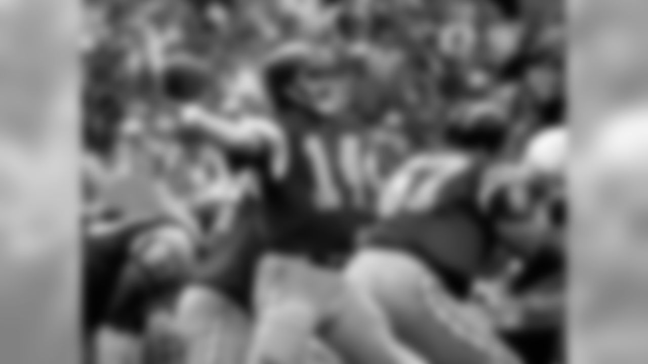 San Diego Chargers, Dan Fouts(14) in actions during a game against the Kansas City Chiefs on November 16, 1980 at Jack Murphy Stadium in San Diego, California. The Chargers beat the Chiefs 20-7