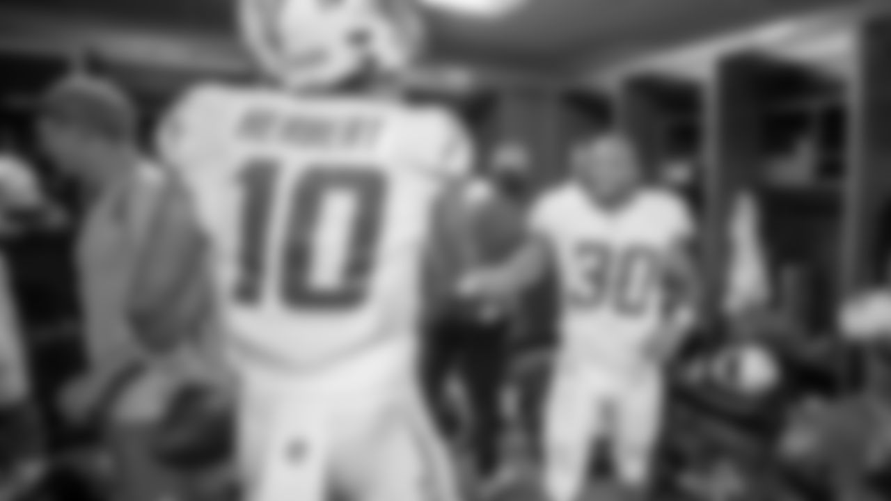 21TopShots_Ekeler_016