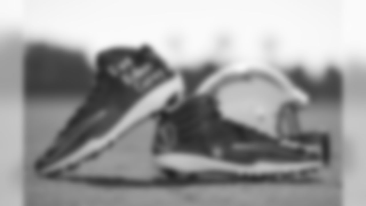 112117_cleats_037.jpg