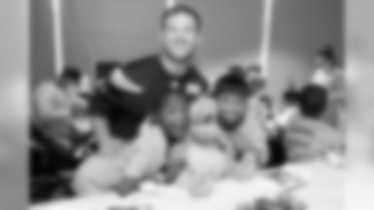 040519_Team_Smile_070