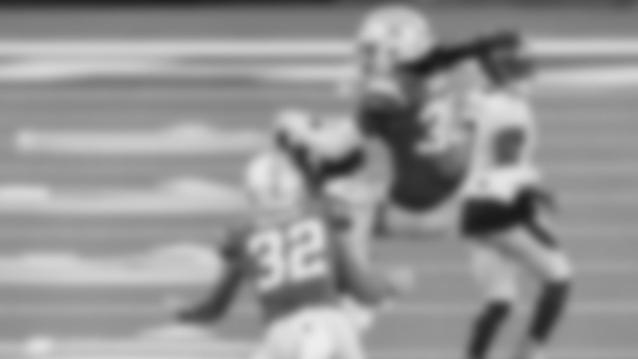 TopShots20_Tackles_082