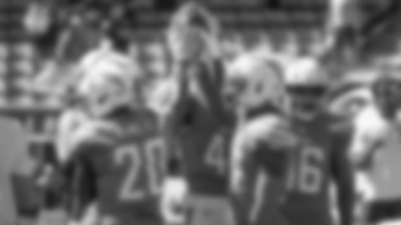 011_191006_DENvsLAC_MN_109