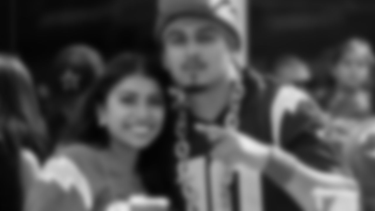 210919_FansLACvsDAL_066