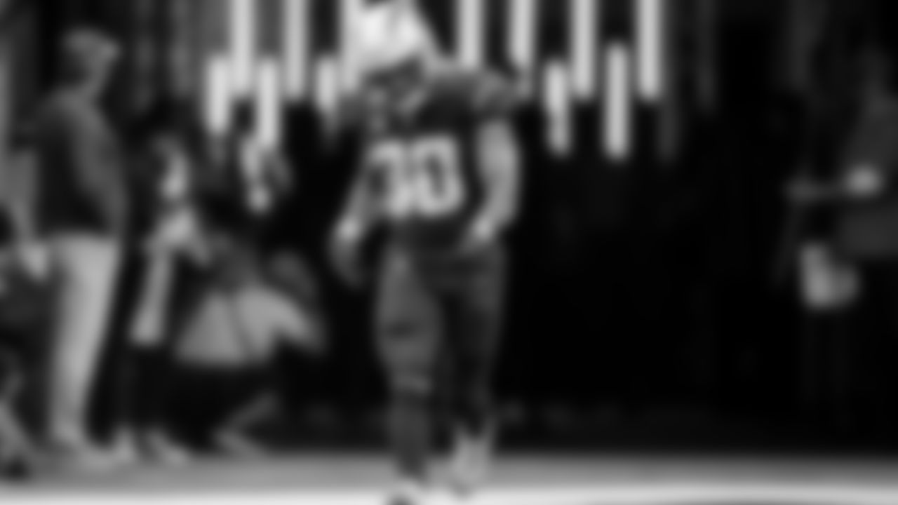 21TopShots_Ekeler_026