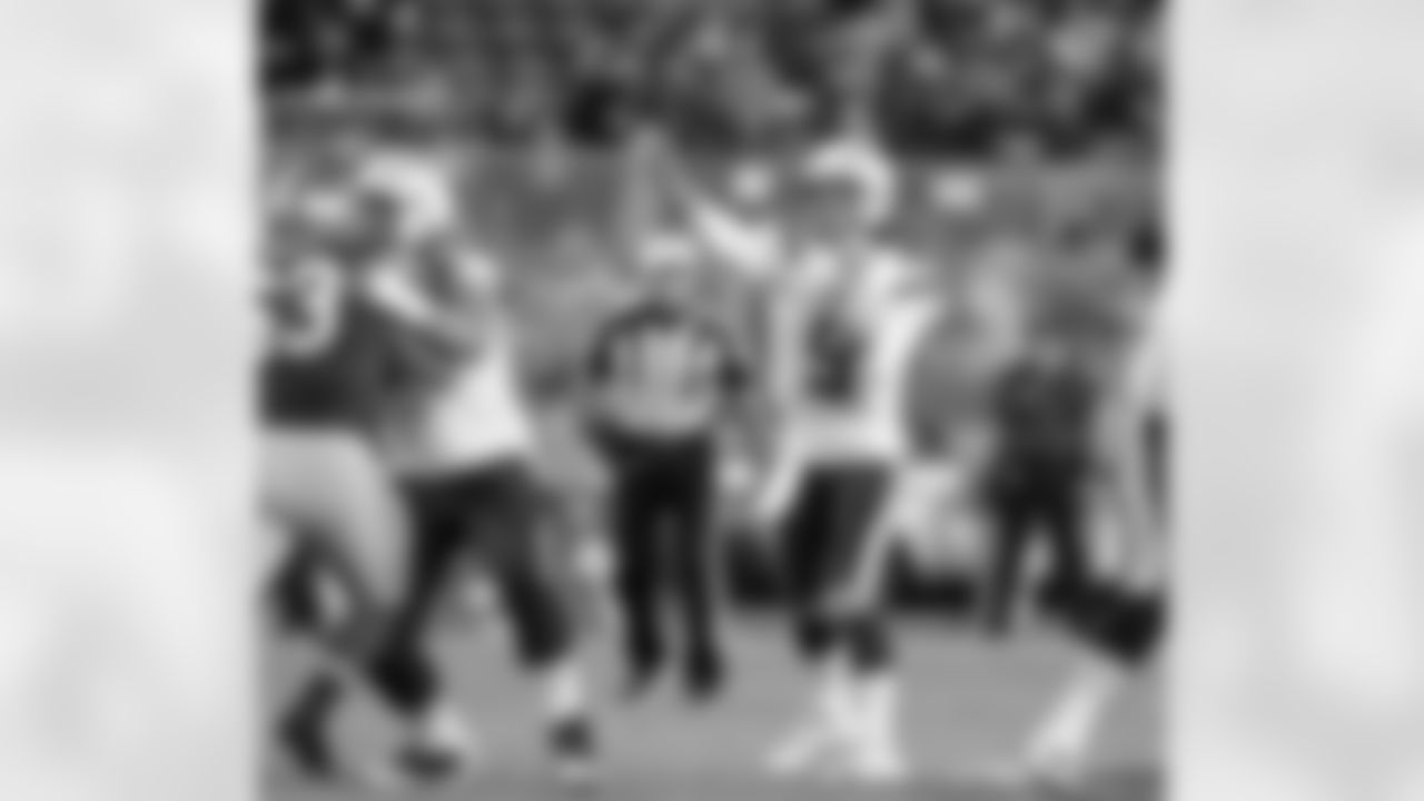 Los Angeles Chargers at San Francisco 49rs on Thursday, August 30, 2018 in Santa Clara, CA. Final score: LAC 23 vs SF 21 . (Chargers/Mike Nowak)
@Chargers - - chargers.com - -