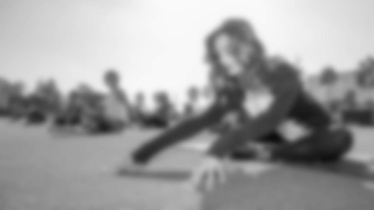 191008_Hoag_Yoga_152-32