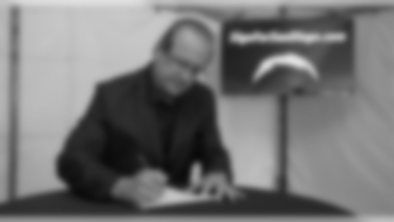 042316_signforsandiego_183.jpg