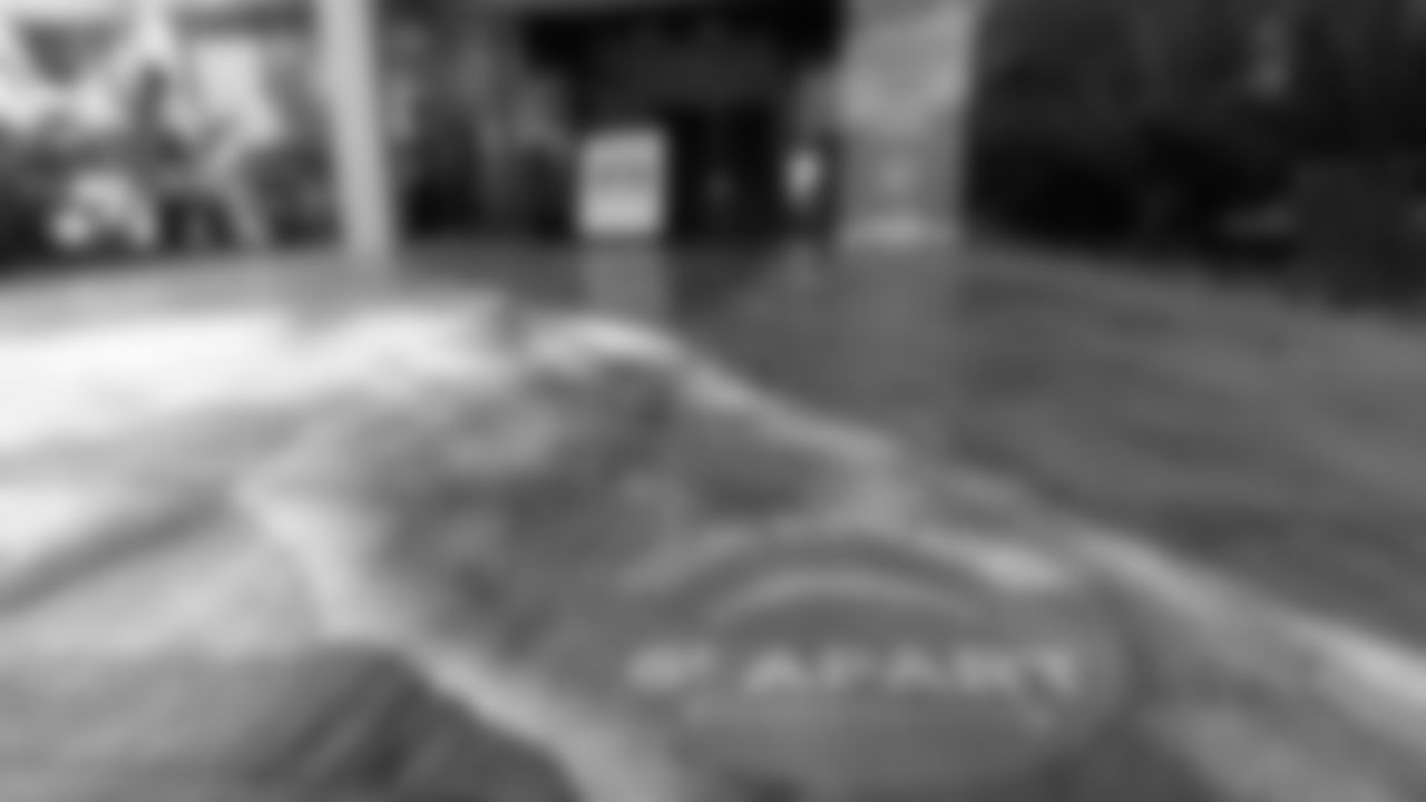 200728_TC_Signs_TN_046