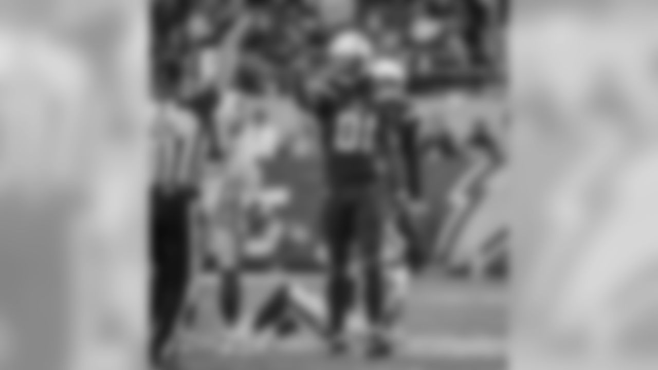 81 WR Mike Williams