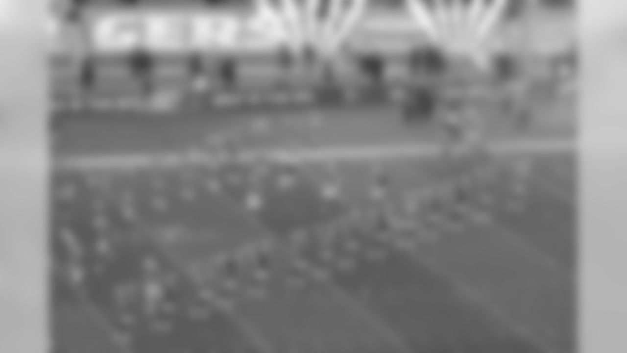Tennessee Titans and the Los Angeles Chargers play in the NFL London Games at Wembley Stadium in London on Sunday, October 21st -
photo: Dave Shopland/NFL
