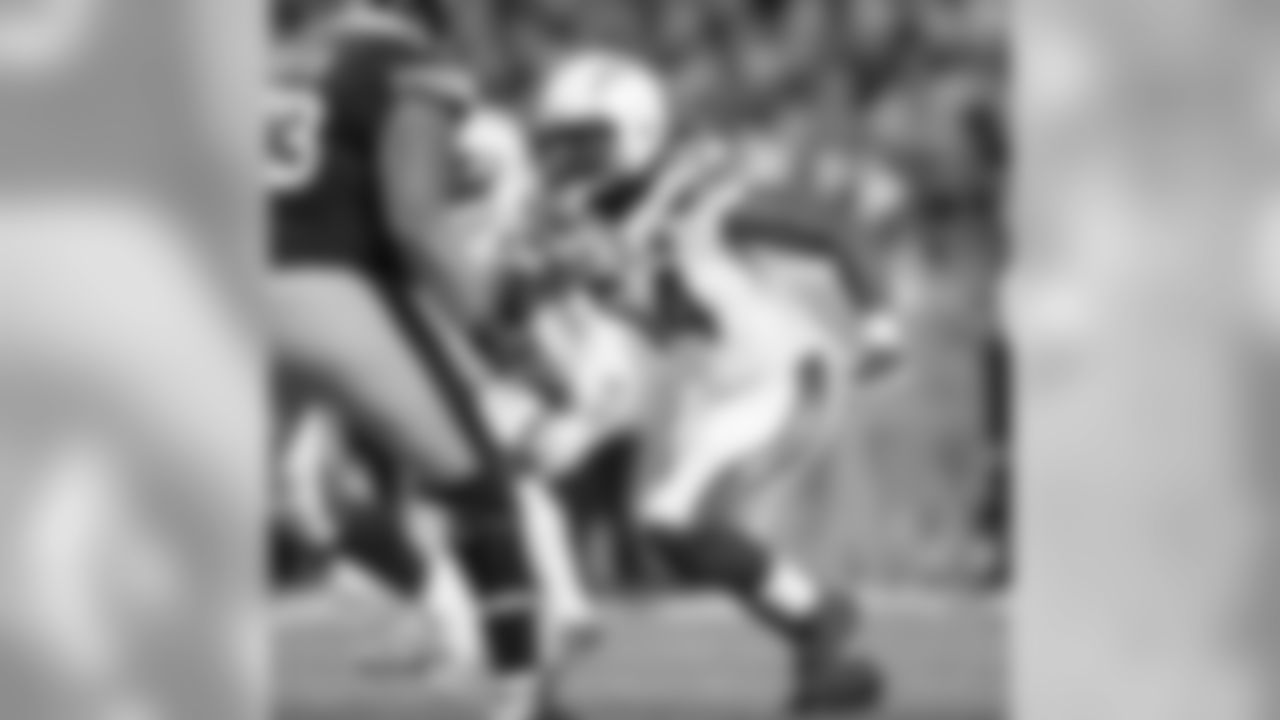 Melvin Ingram goes head to head with Ramon Foster during the Week 13 matchup against the Pittsburgh Steelers.