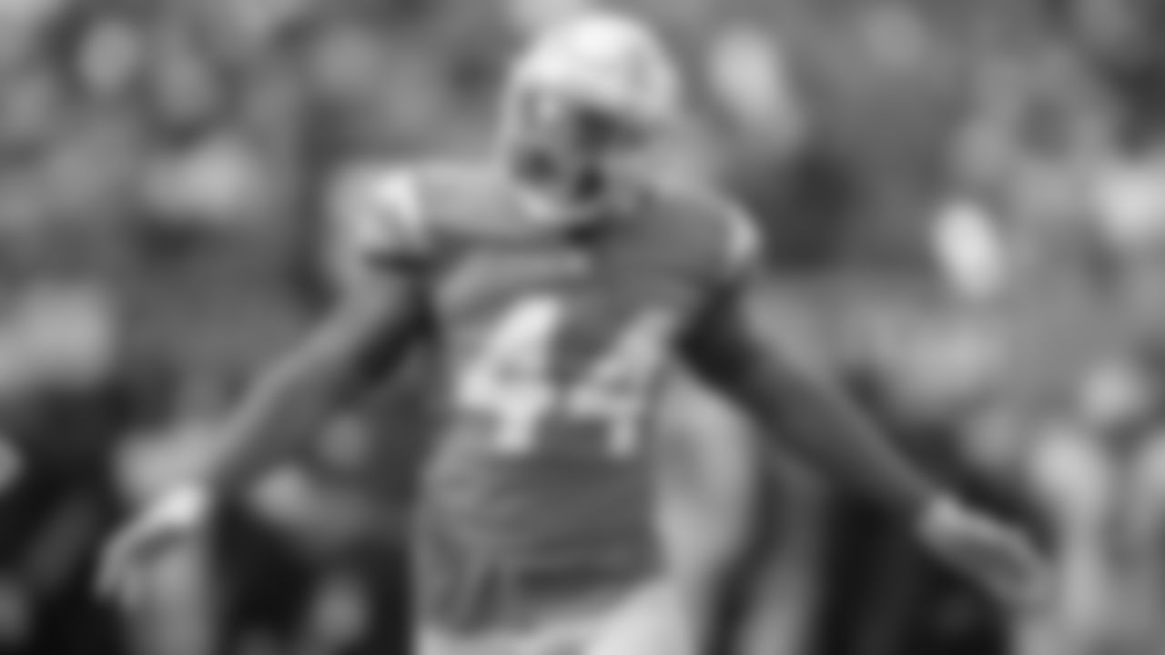 #44 | LB | KYZIR WHITE