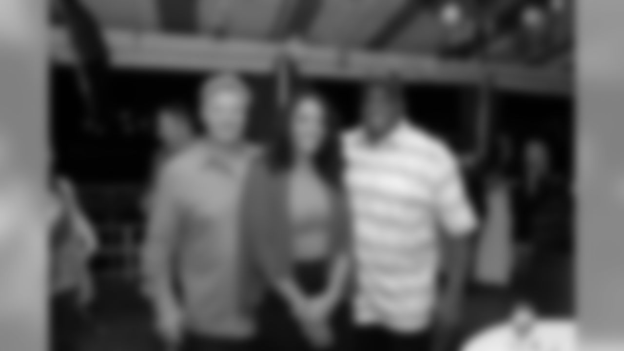 120217_alumni_cannery_022.jpg
