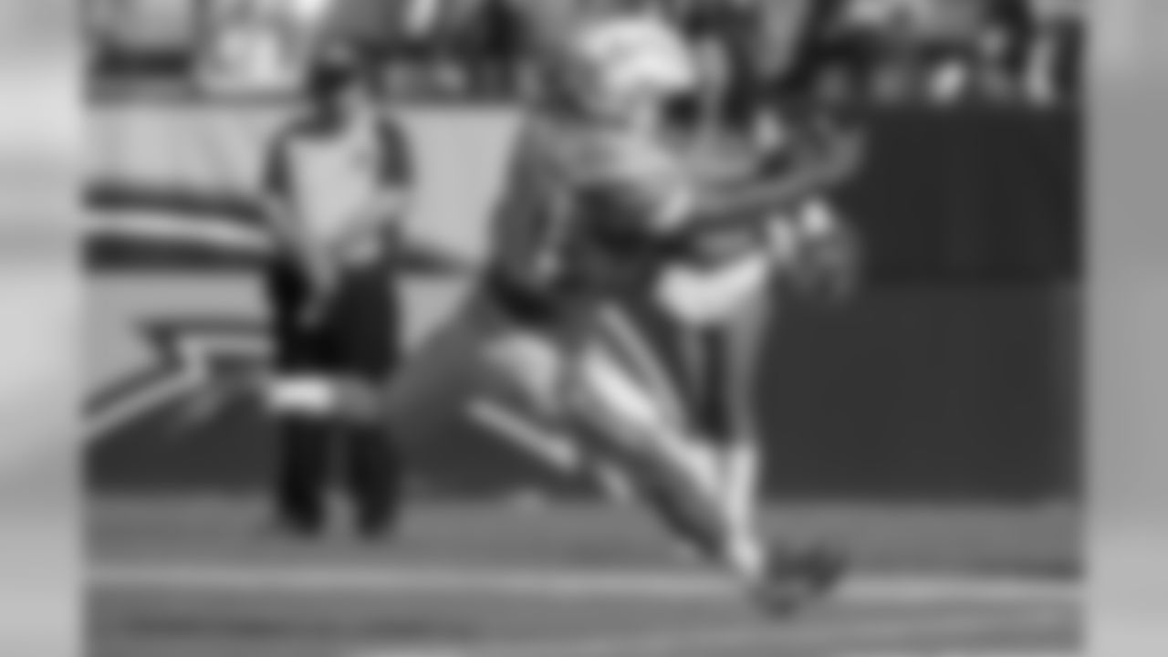 102217_denvslac_mn_331_0.jpg
