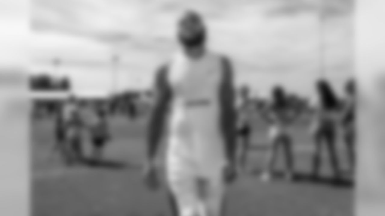 080319_Training_Camp_TN_TN154330
