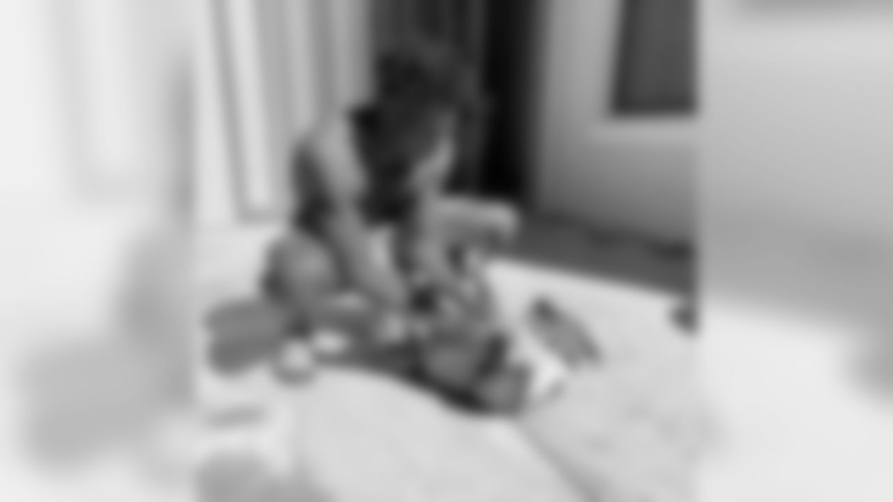 Derwin James Jr. and his dog Derwin James III.