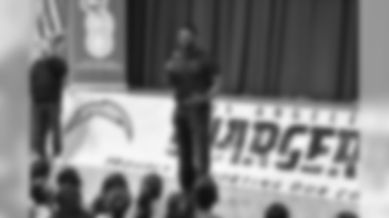120517_bikegiveaway_018_0.jpg