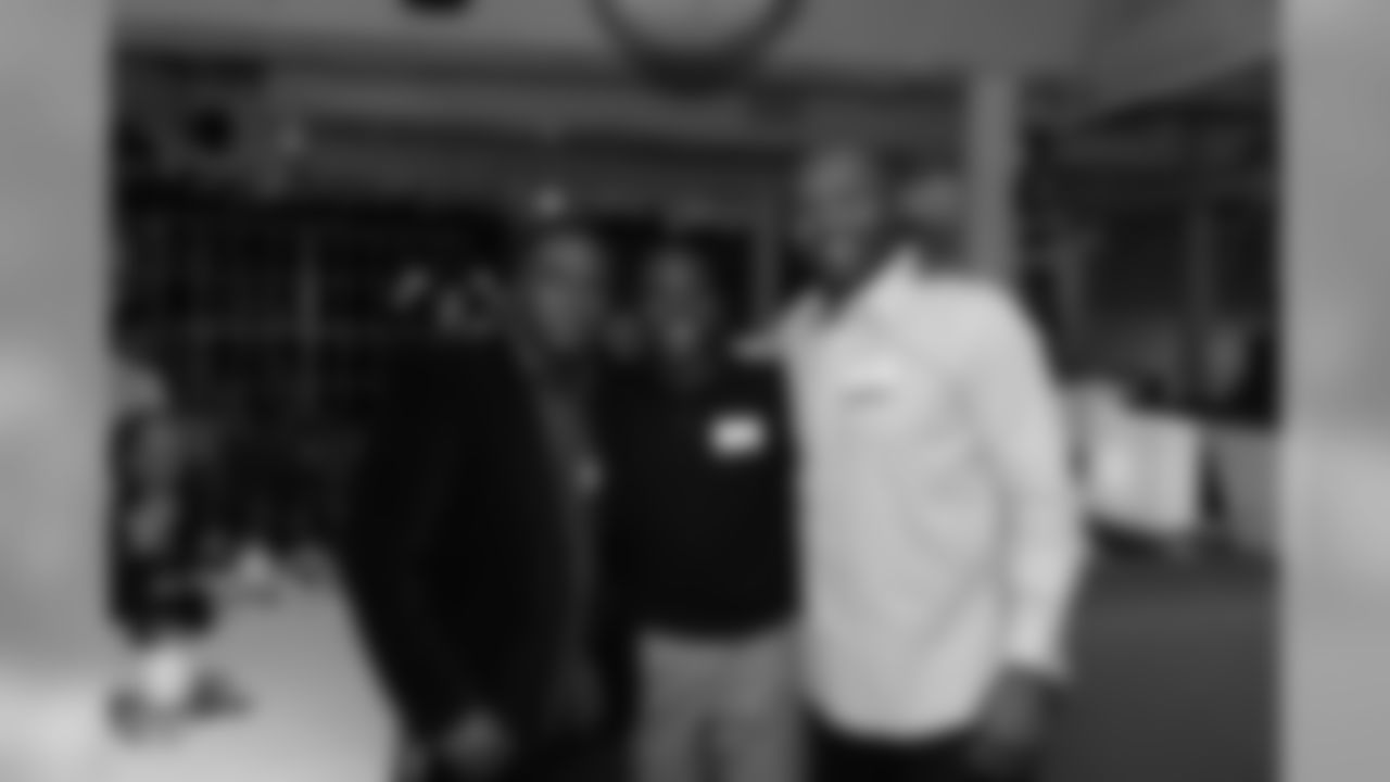 120217_alumni_cannery_012.jpg