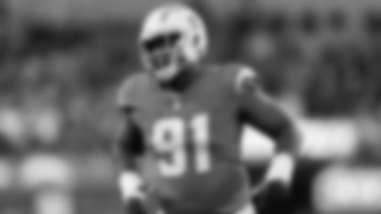 #91 | DL | CHRIS HINTON