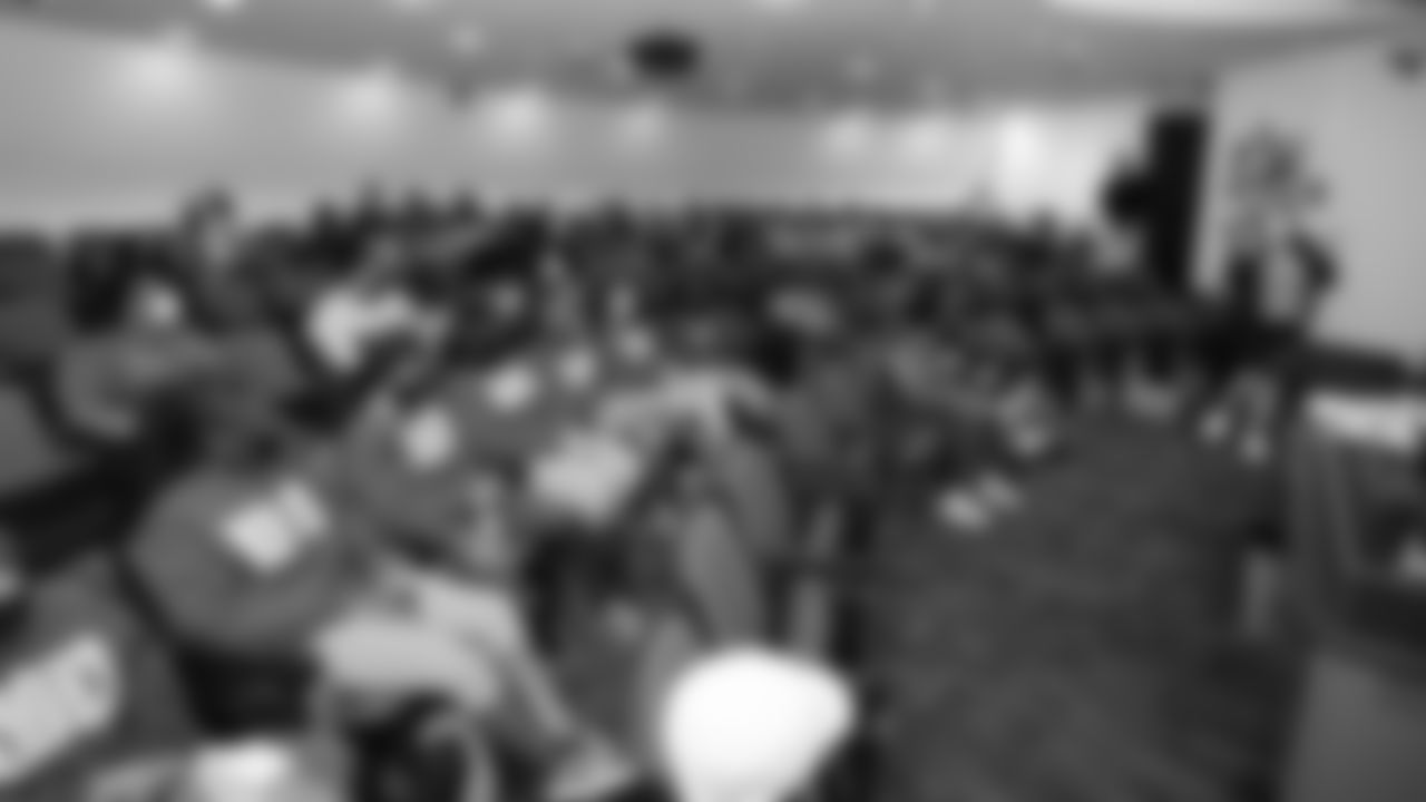 220312_CSULB_YouthSymposium_NV_038