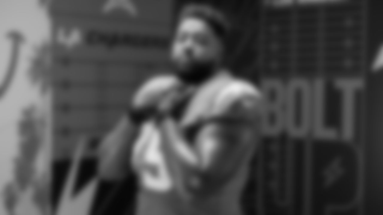 220630_OffenseMediaDay_032