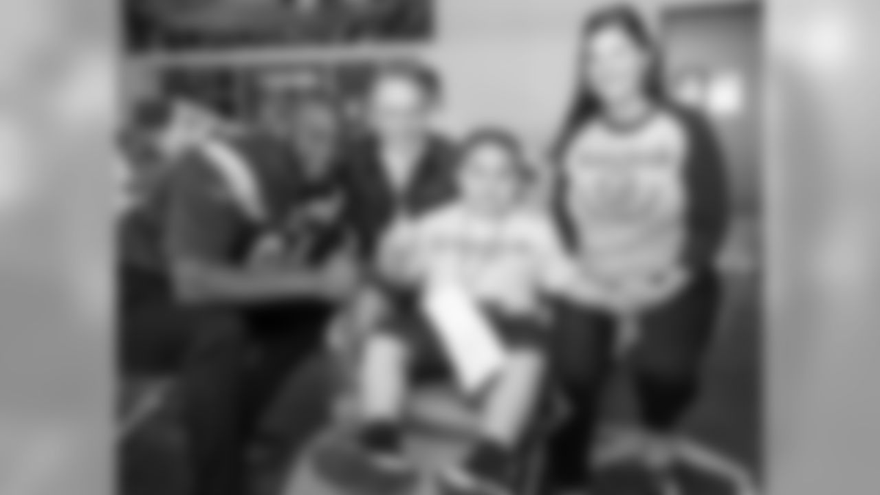 110618_TYean_Smile_044