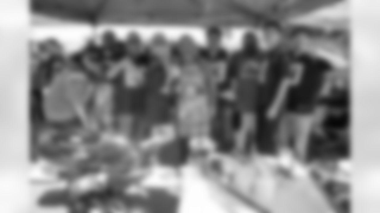 The Los Angeles Chargers play the Dallas Cowboys on Monday, October 16, 2023 at SoFi Stadium in Inglewood, CA.
[FINAL SCORE: DAL 20 - LAC 17]