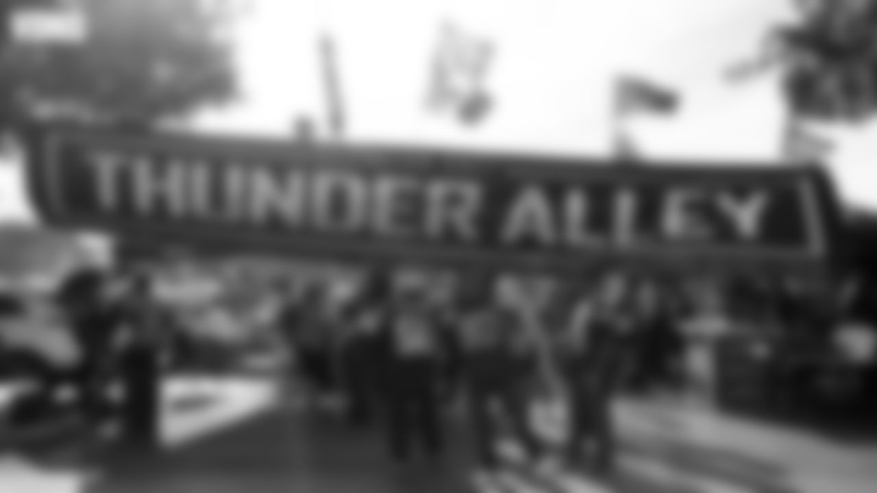 LAC_2019_CP_Vons_Tailgate_Thumbnail13