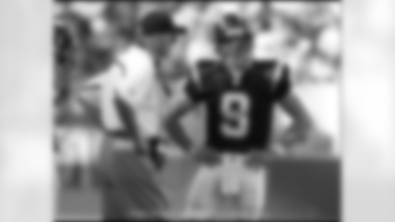 The San Diego Chargers offense took full advantage of the depleted New England Patriots defense en route to a dominating 41-17 victory. (Chargers.com/Mike Nowak)
