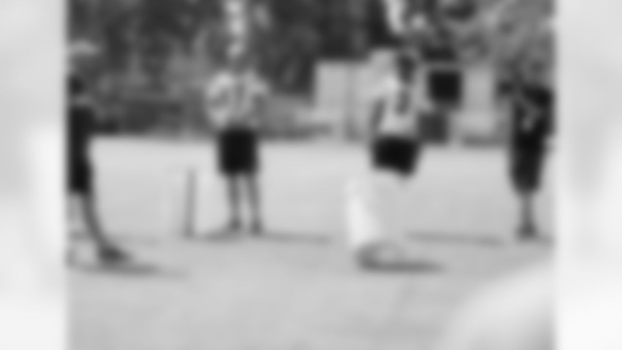 0892418_QB_Challenge_034
