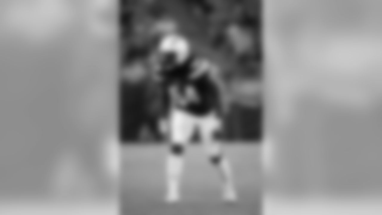 54 DE Melvin Ingram III