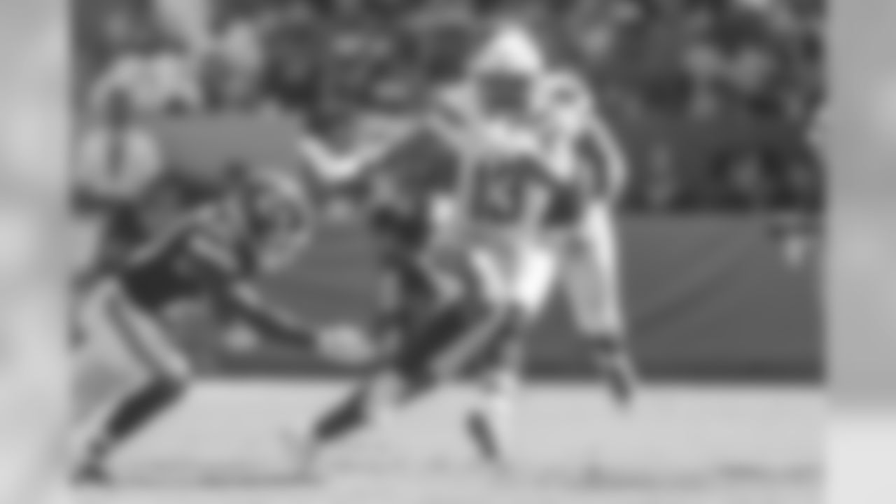 Keenan Allen runs downfield during the season opener from ROKiT Field at StubHub Center.