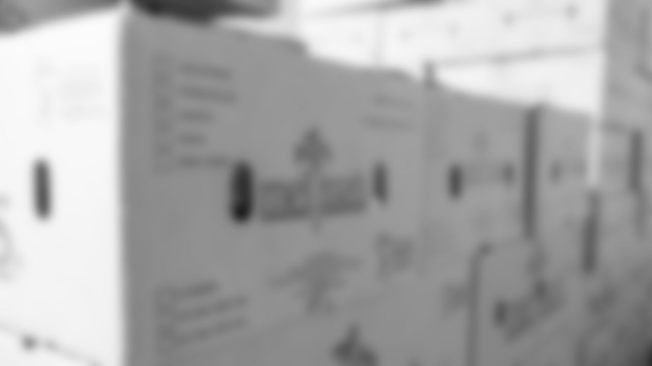 221122_TurkeyGiveaway_TN_018