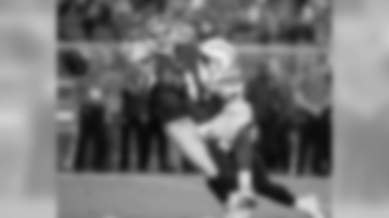 Los Angeles Chargers at San Francisco 49rs on Thursday, August 30, 2018 in Santa Clara, CA. Final score: LAC 23 vs SF 21 . (Chargers/Mike Nowak)
@Chargers - - chargers.com - -