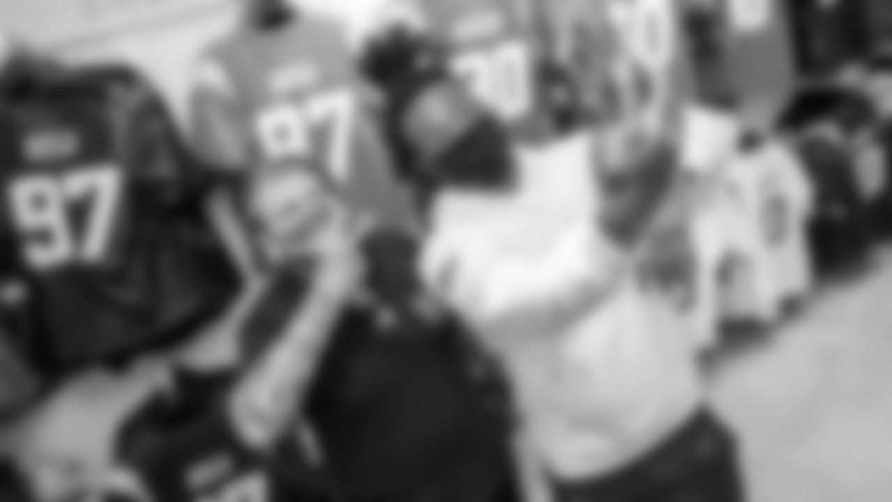 210526_SotoFamSoFi_025