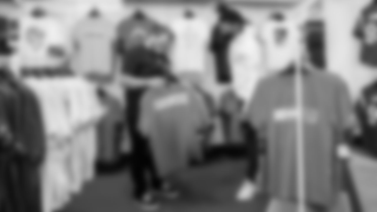 210526_SotoFamSoFi_027