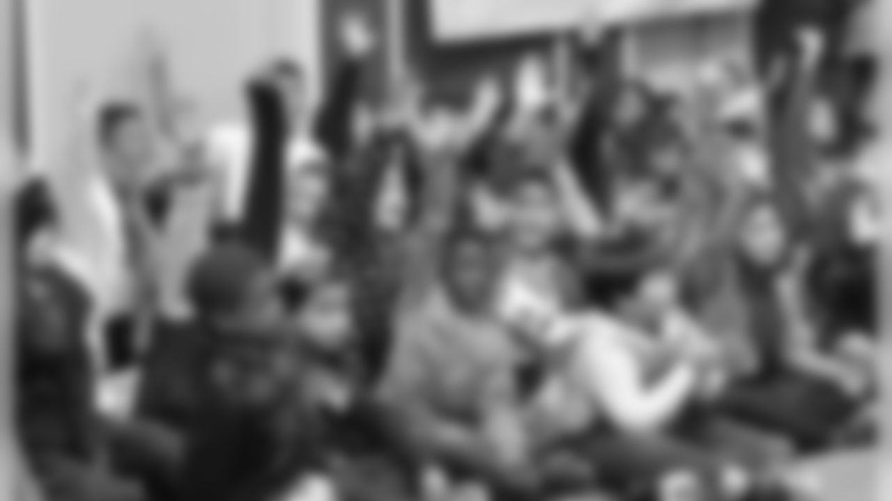 120517_bikegiveaway_066_0.jpg