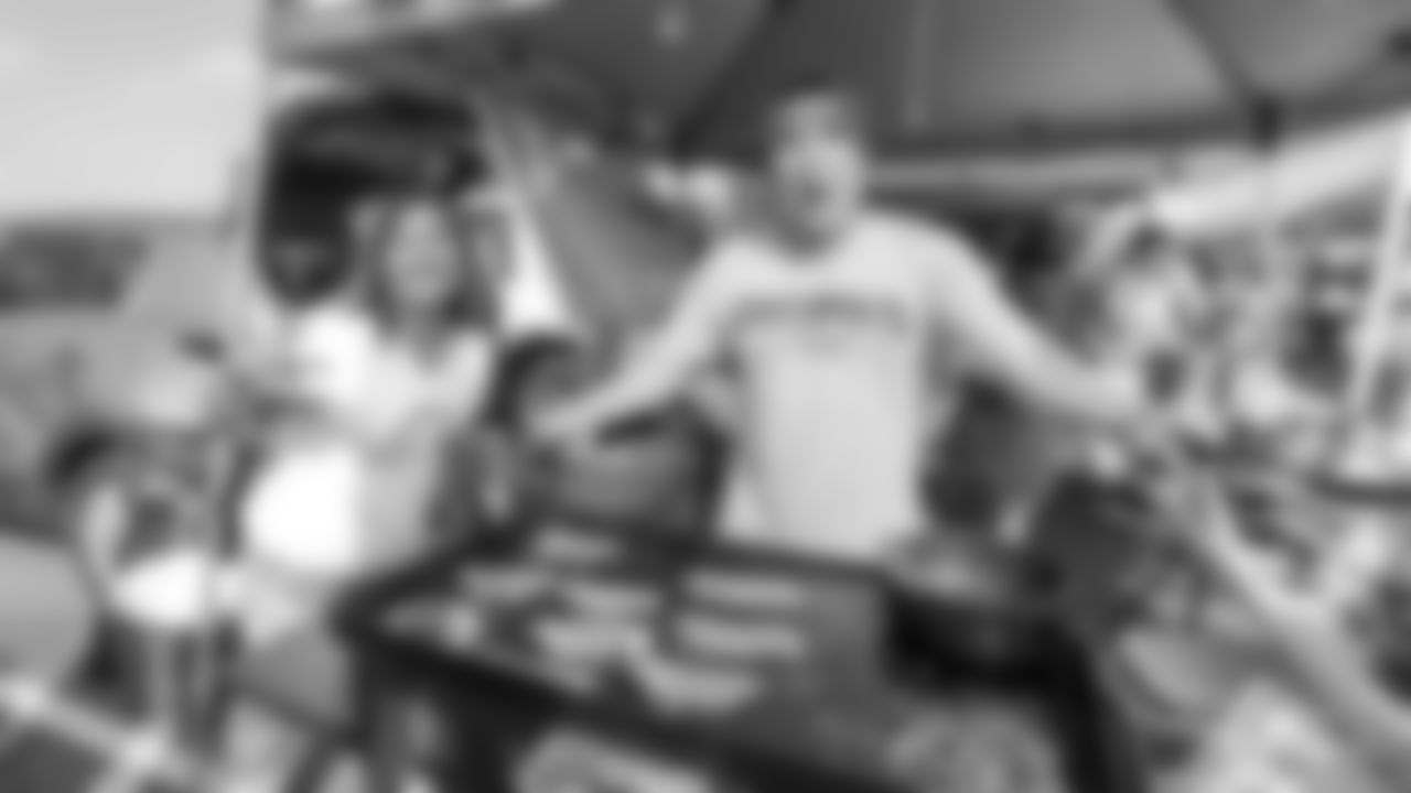 210919_FansLACvsDAL_009